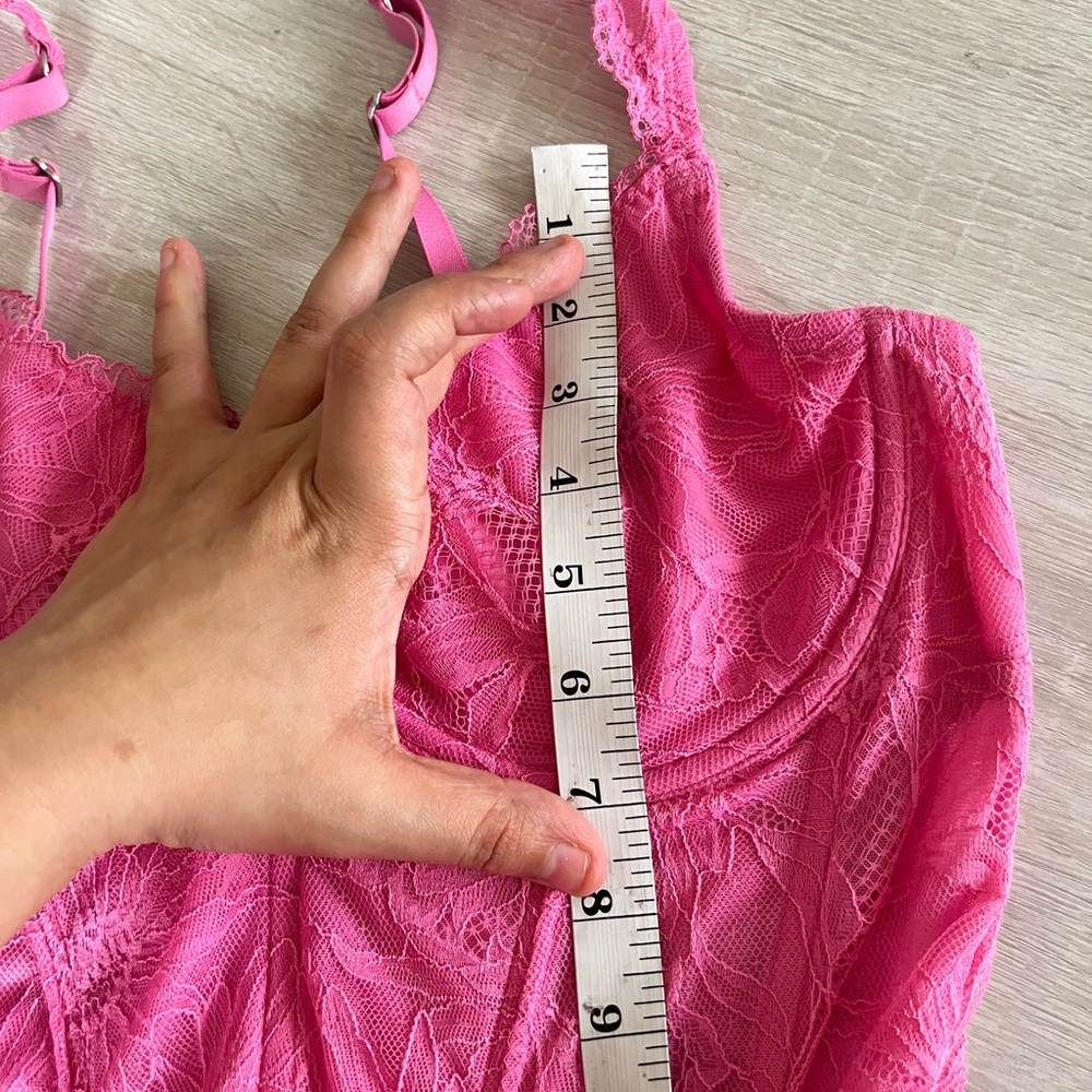 Women's Lace feminine festival trendy vibrant Corset Fuchsia Pink (check photos) - Picture 9 of 11
